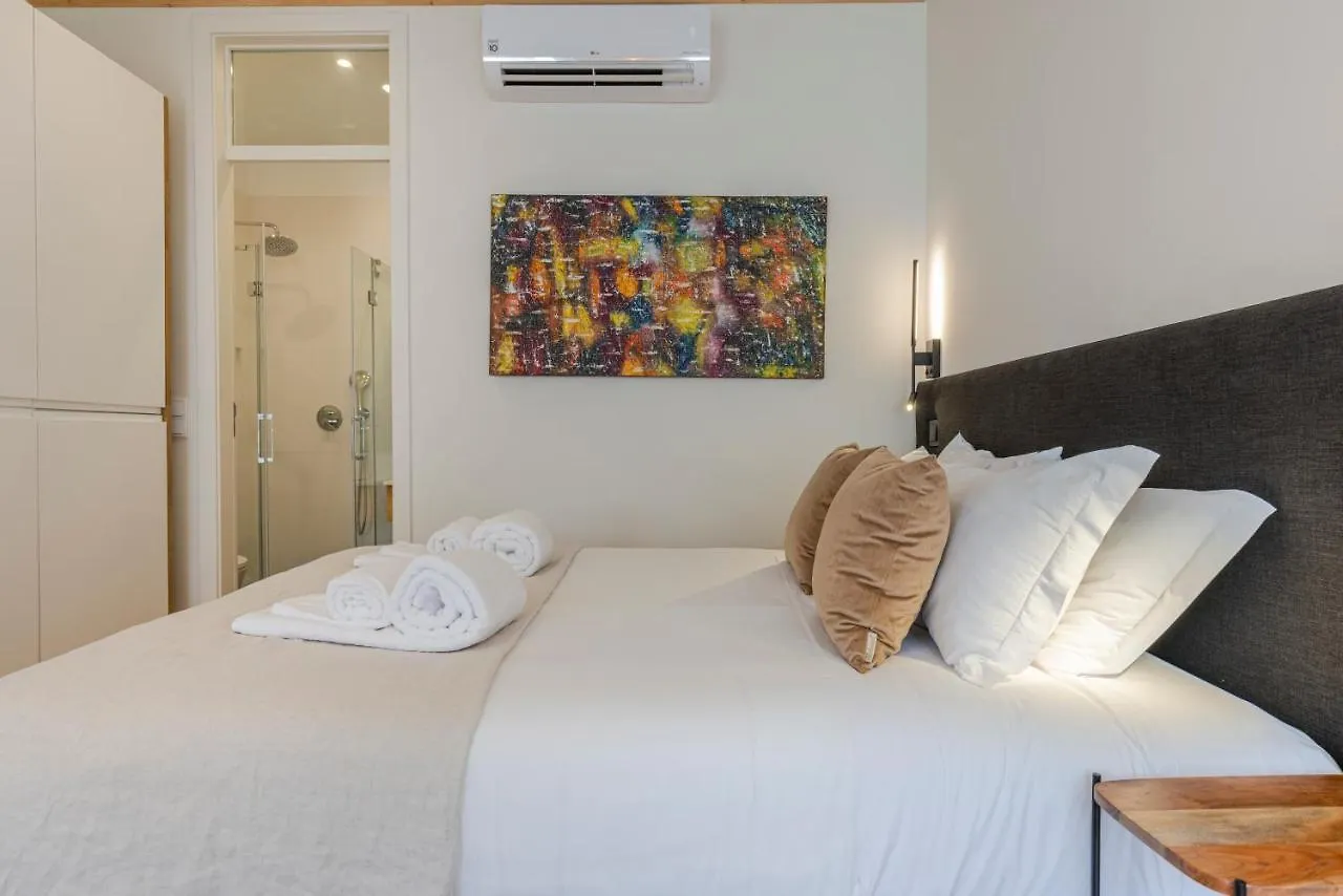 Cozy Studio Apartment Near The River II Лиссабон Португалия